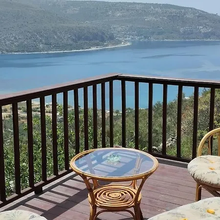 Aloni Holiday home